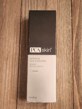 New PCA SKIN Perfecting Neck & Décolleté Cream - 3oz